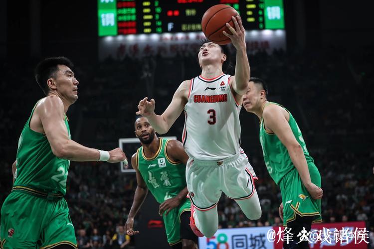 残阵辽宁16分大胜广厦!不靠外线靠内线,卫冕冠军遮羞布被撕碎? 残阵辽宁16分大胜广厦!不靠外线靠内线,卫冕冠军遮羞布被撕碎?