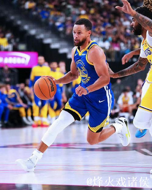 加兰25+8库里手感冰凉仅得11分 骑士大胜勇士豪取7连胜