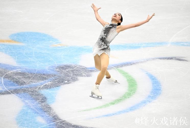 张瑞阳表现抢眼 中国队斩获冬奥女子单人滑资格